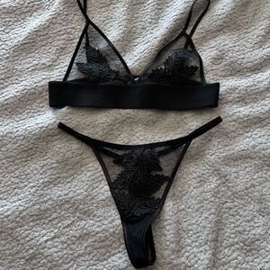 NWOT Bluebella Black Sheer Lace Bralette & Thong Set, Medium